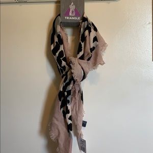Scarf, new with tags